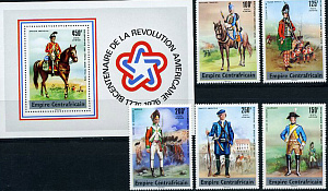 Центрально-Африканская Империя, 200 лет США,. Военная Униформа, 1976. 5 марок + блок Центрально-Африканская Империя, 200 лет США,. Военная Униформа, 1976. 5 марок + блок